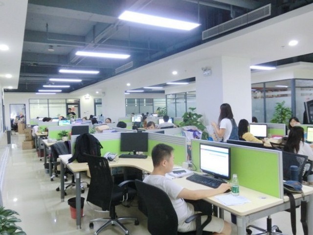 天津进口工业直流滑升门机上门安装