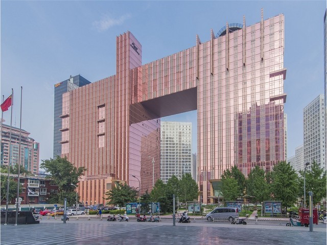 天津进口工业直流滑升门机上门安装